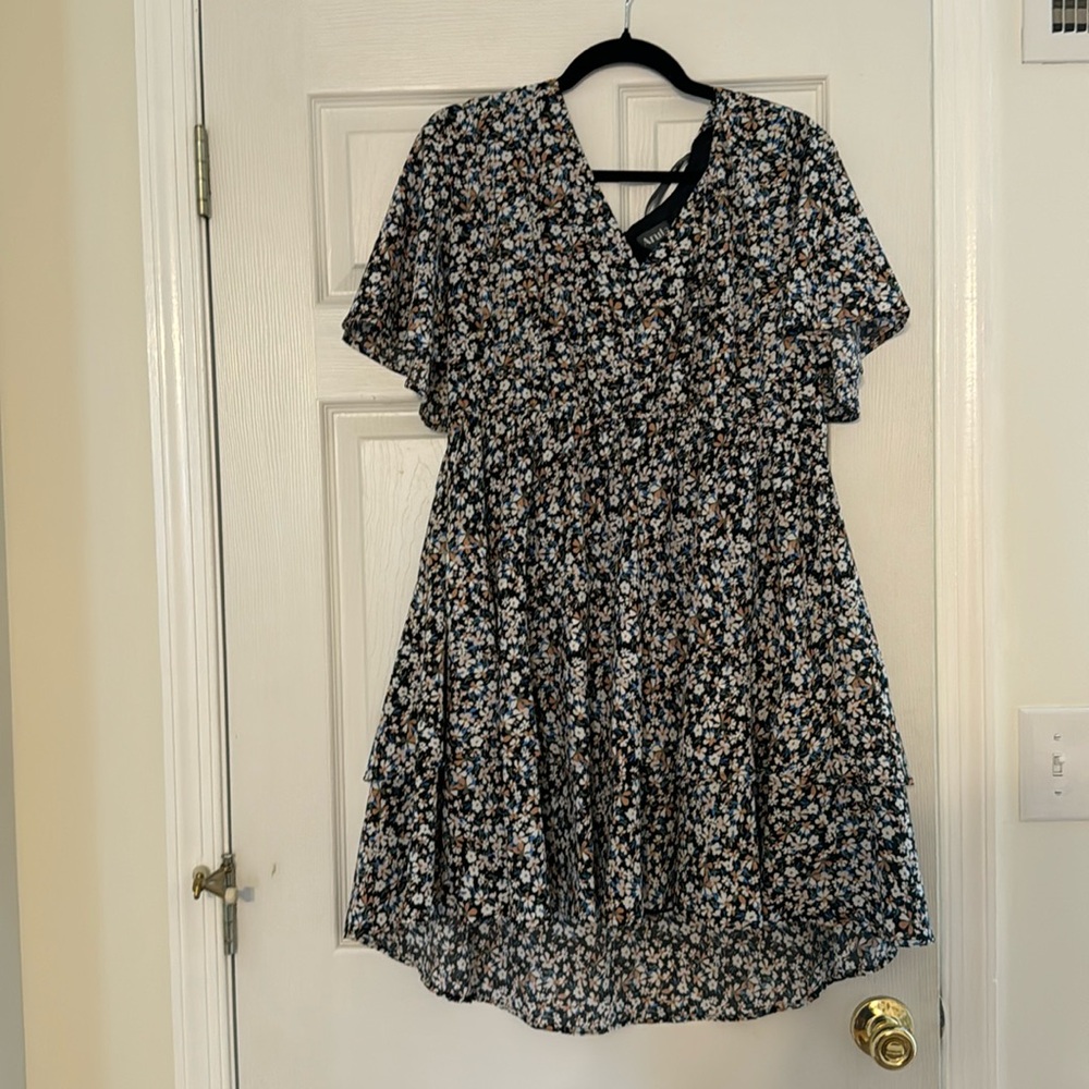 Aruoa floral dress